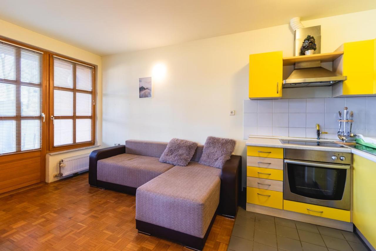 Relax Apartment In Banovci Вержей Экстерьер фото