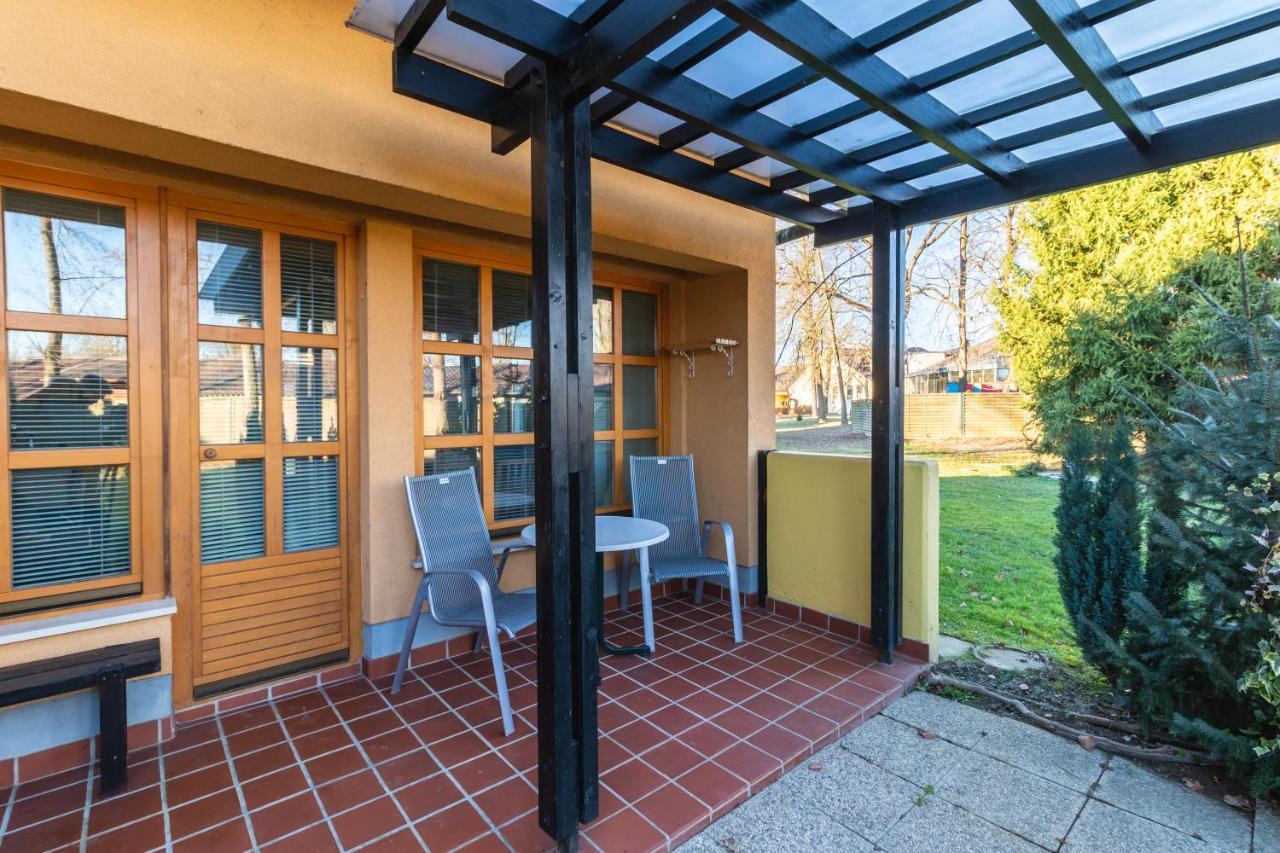 Relax Apartment In Banovci Вержей Экстерьер фото