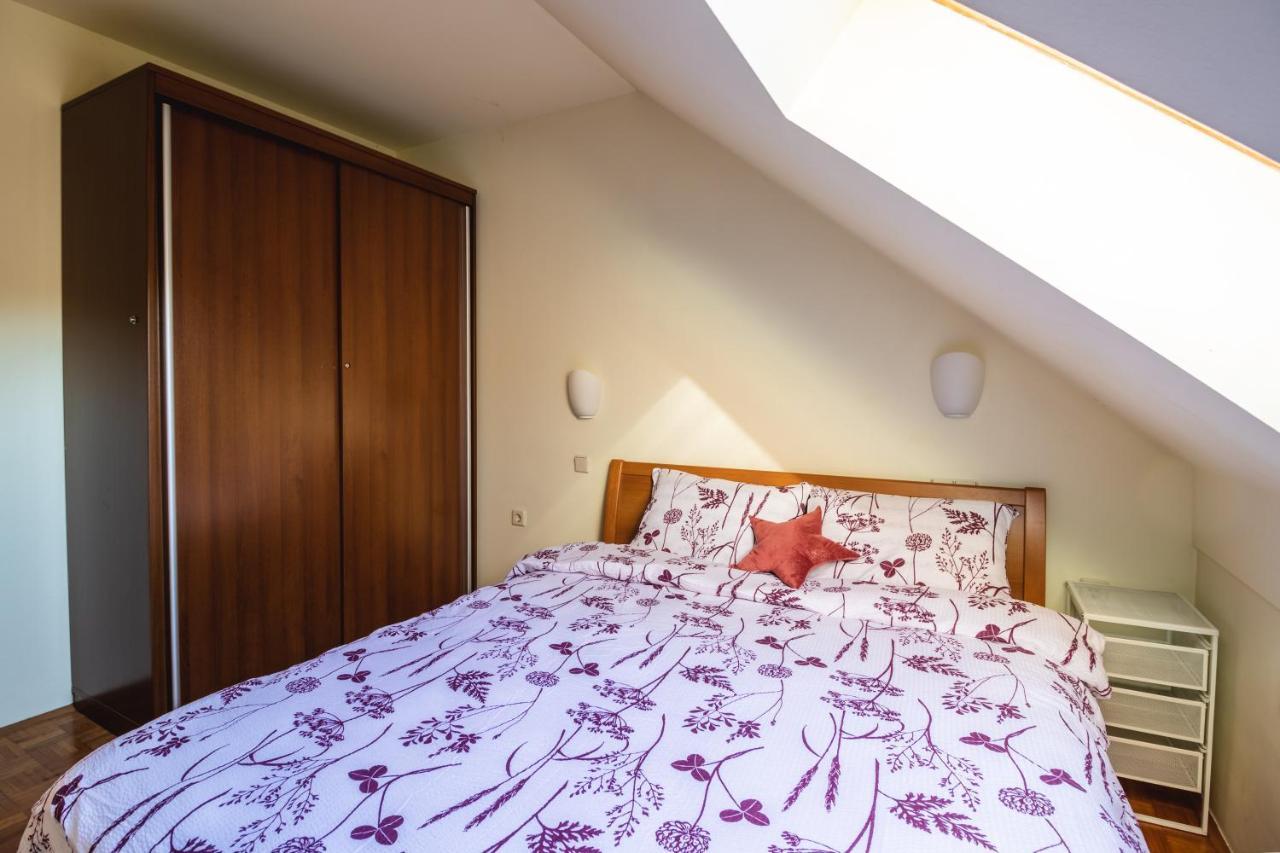 Relax Apartment In Banovci Вержей Экстерьер фото